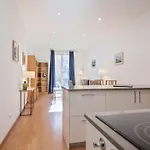 Cozy With Ensuite 11 Apartmán